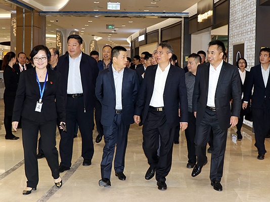 離島免稅新政重大標志性項目落成  ?？凇⒉椕舛惖觊_業儀式在?？陧樌e行