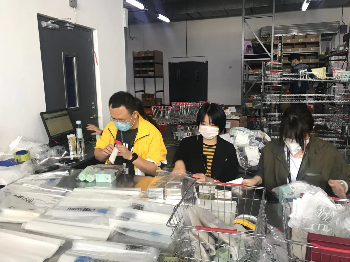 【中國免稅人在行動·黨員先鋒篇】之五：永葆黨員底色 三亞國際免稅城黨員發揮先鋒模范作用