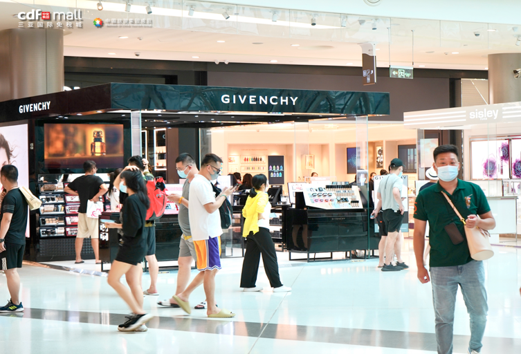 中免集團線上線下齊發力，海南門店多項活動創新體驗燃爆五一 